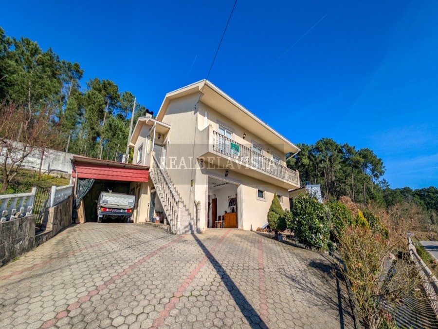 50e48dedd62499b9.jpg