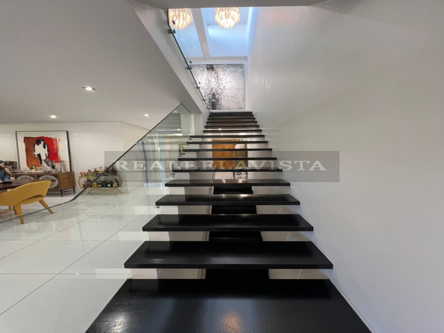 7a6febe493b39b30.jpg