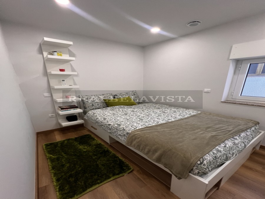 7e8a81ac02b854e8.jpg