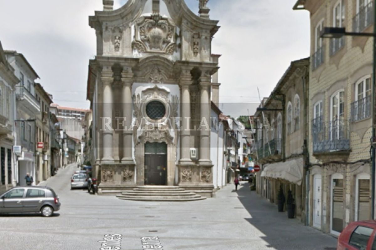 Arrenda Loja no centro histórico de Vila Real