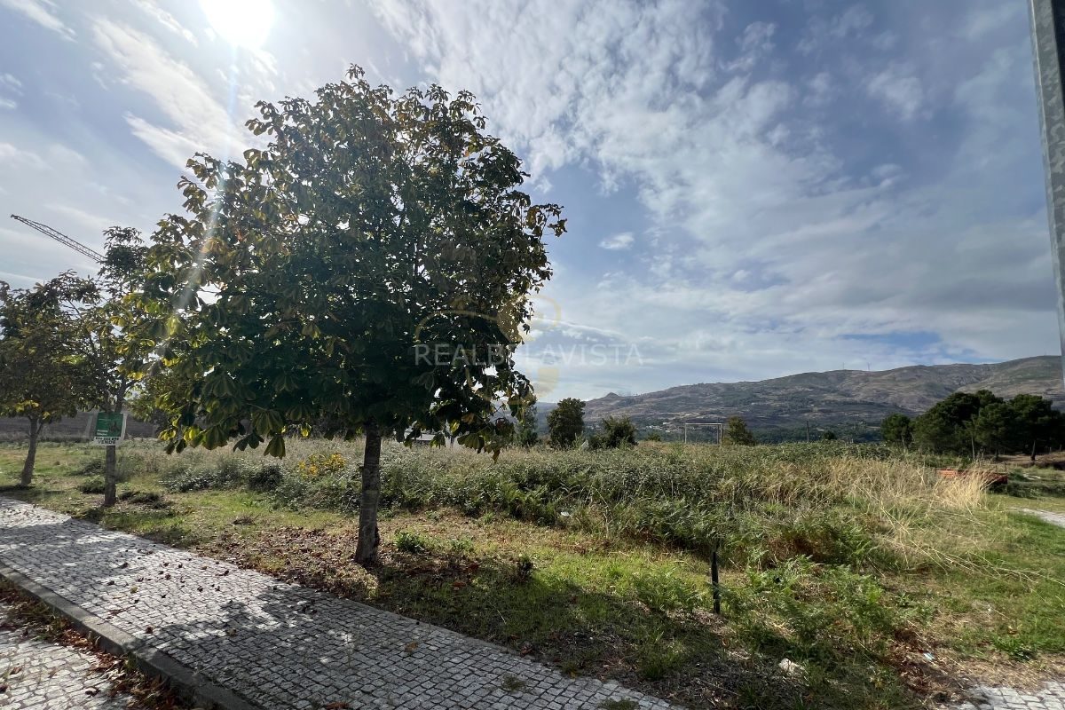 Lote de Terreno Urbano para Construção de Moradia – Vila Seca, Vila Real